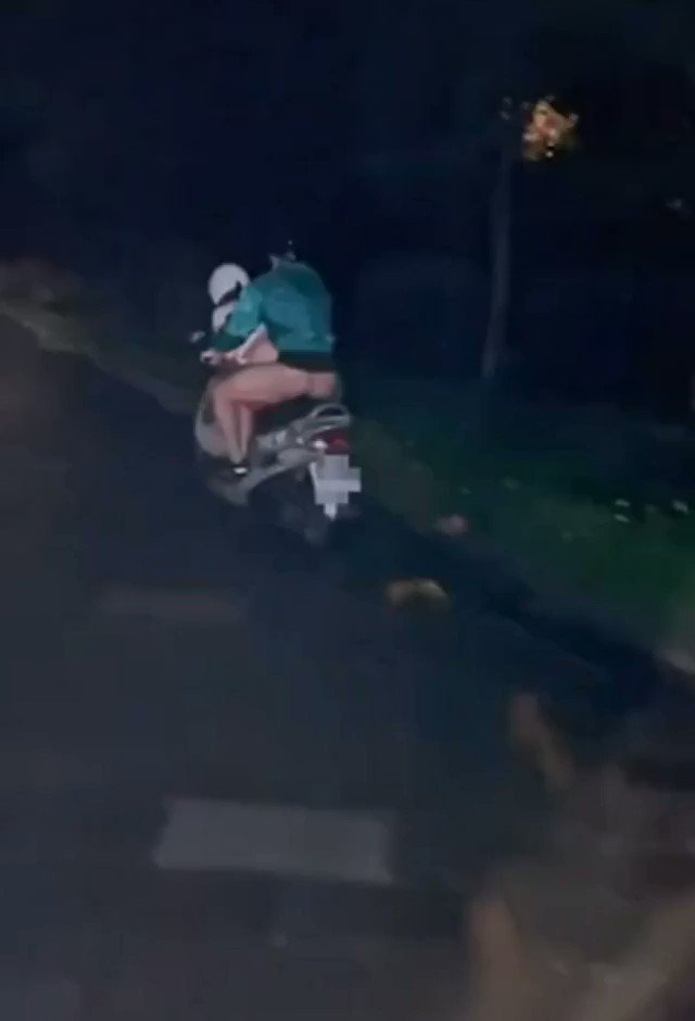 Couple Caught On Camera Having Sex Riding A Motorbike