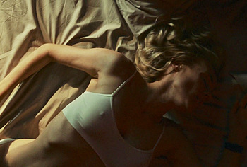 Diane Kruger Nude And Lesbian Sex in Visions1
