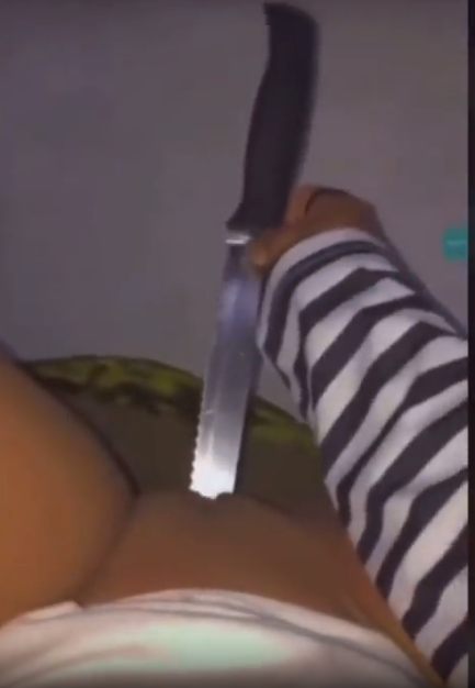 Lady Masturbating With Knife in Her Pussy in Leaked Video Goes Viral..  
