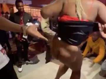 Zim Lady Strips Naked On Rapper Stunner Stage