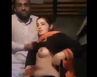 Pakistani Bhabhi Boob Press And Sucking Video (WATCH 18+)