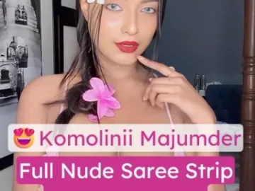 Sexy Indian Komolinii Majumder Nude Video (FULL VIDEO 18+)