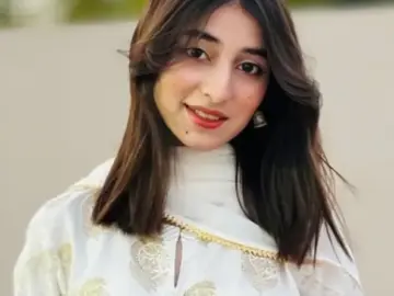 Horny Famous Pakistani Tiktoker Maham Malik Xxx Video (FULL VIDEO 18+)