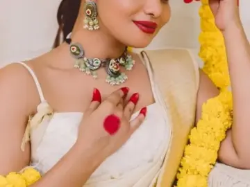 Indian Insta Model Aria Sanara Xxx Video Topless in Bathtub Showing Her Boobs (FULL VIDEO 18+)