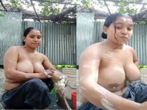 Massive boobs Bengali taking outdoor bath viral MMS