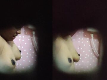 Mom bathing caught through hole by horny son (FULL VIDEO 18+) Mom bathing caught through hole by horny son