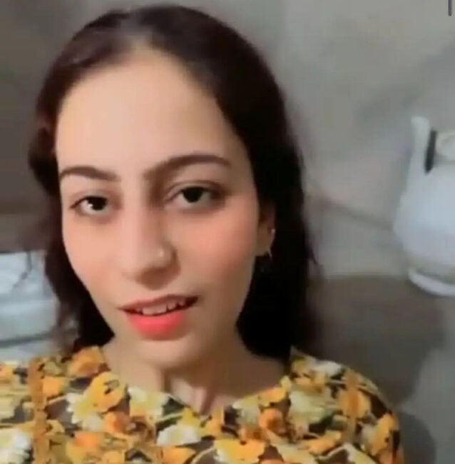 Hot Pakistani Bhabhi Fucked In Bathroom Video (FULL VIDEO 18+)