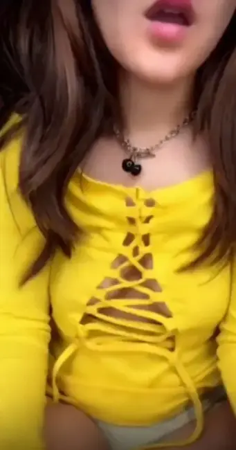 Hot Desi Girl Priyanshi Xxx Video Stripping Fully Nude and Shaking Her Boobs on Tango Live (FULL VIDEO 18+)